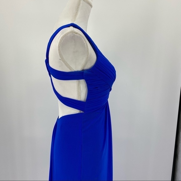 La Femme Ruched Knot Twist Illusion Embellished V-Neck Strappy Back Gown Size 0 - Picture 7 of 8